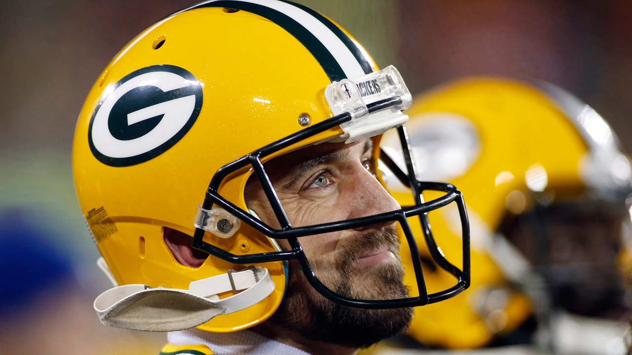 5 Questions with Aaron Rodgers